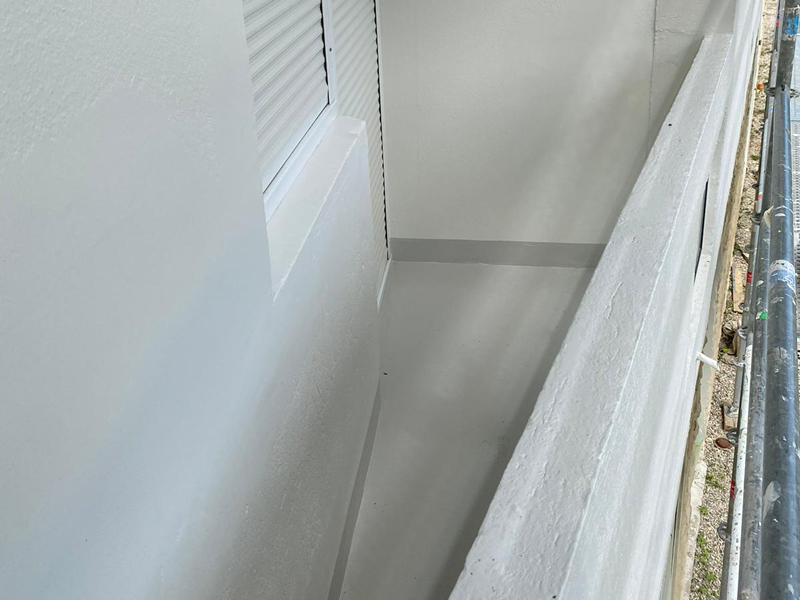 Ravalement de façade et étanchéité liquide type SEL pour un immeuble à ouistreham - Michel Marie Peinture